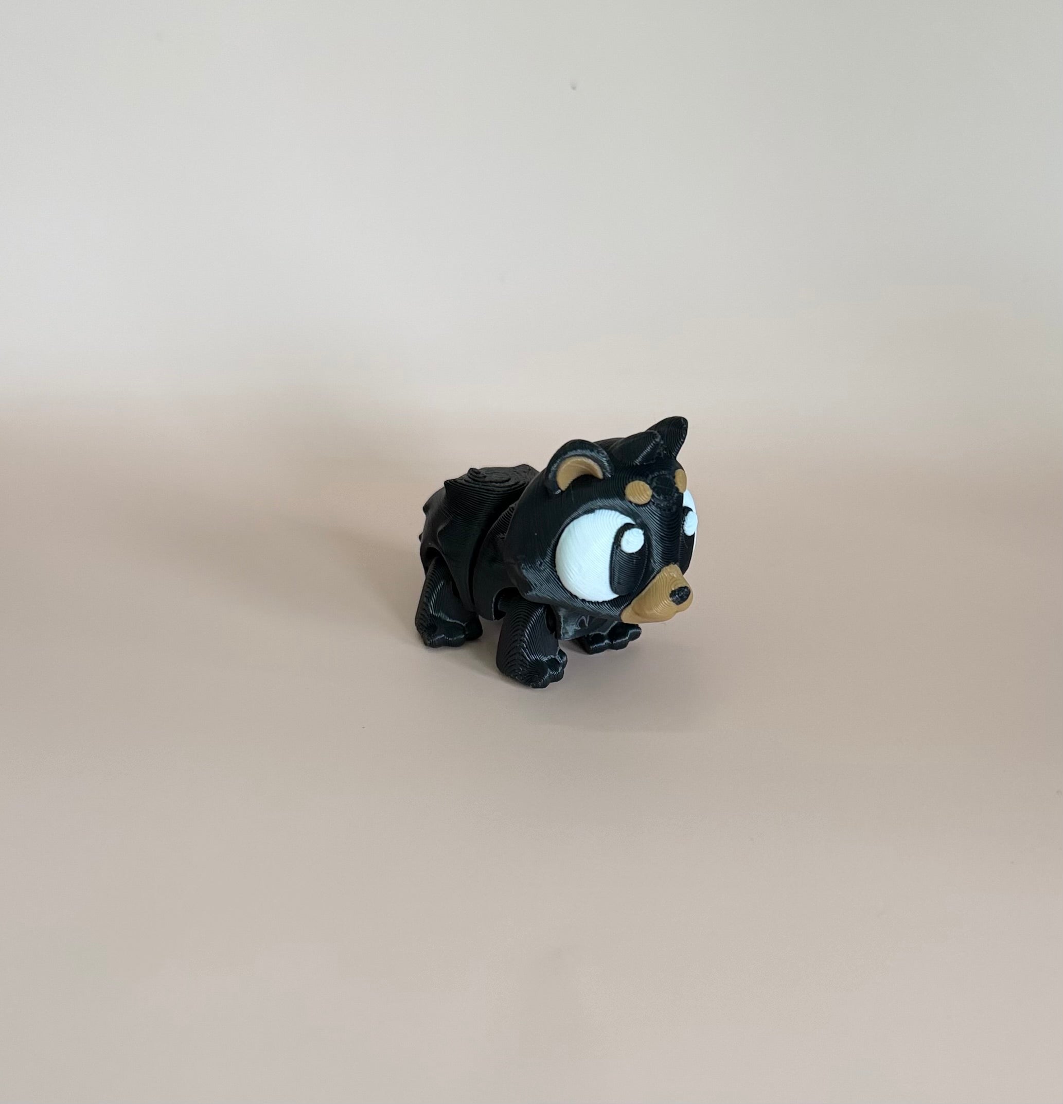 Friendly Black Bear – Articulated 3D-Printed Collectible